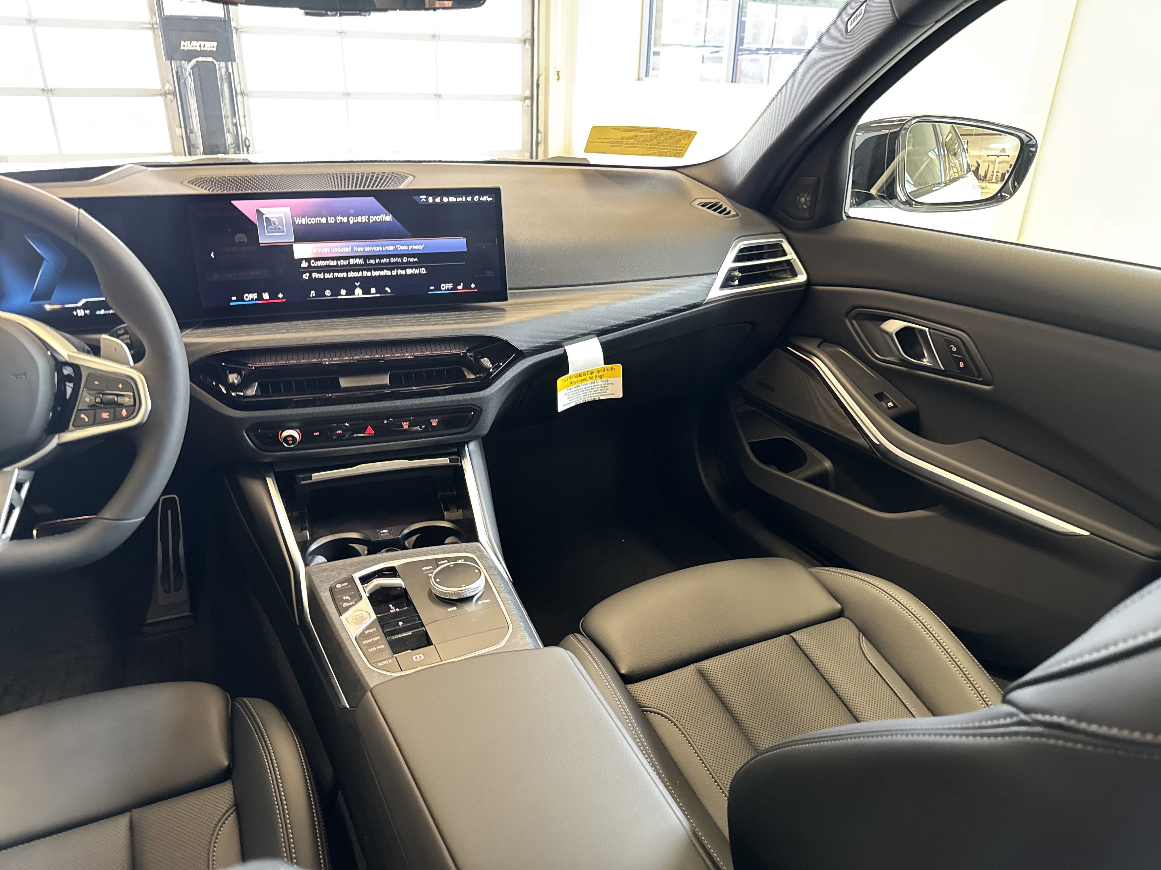 2025 BMW 3 Series 330i xDrive