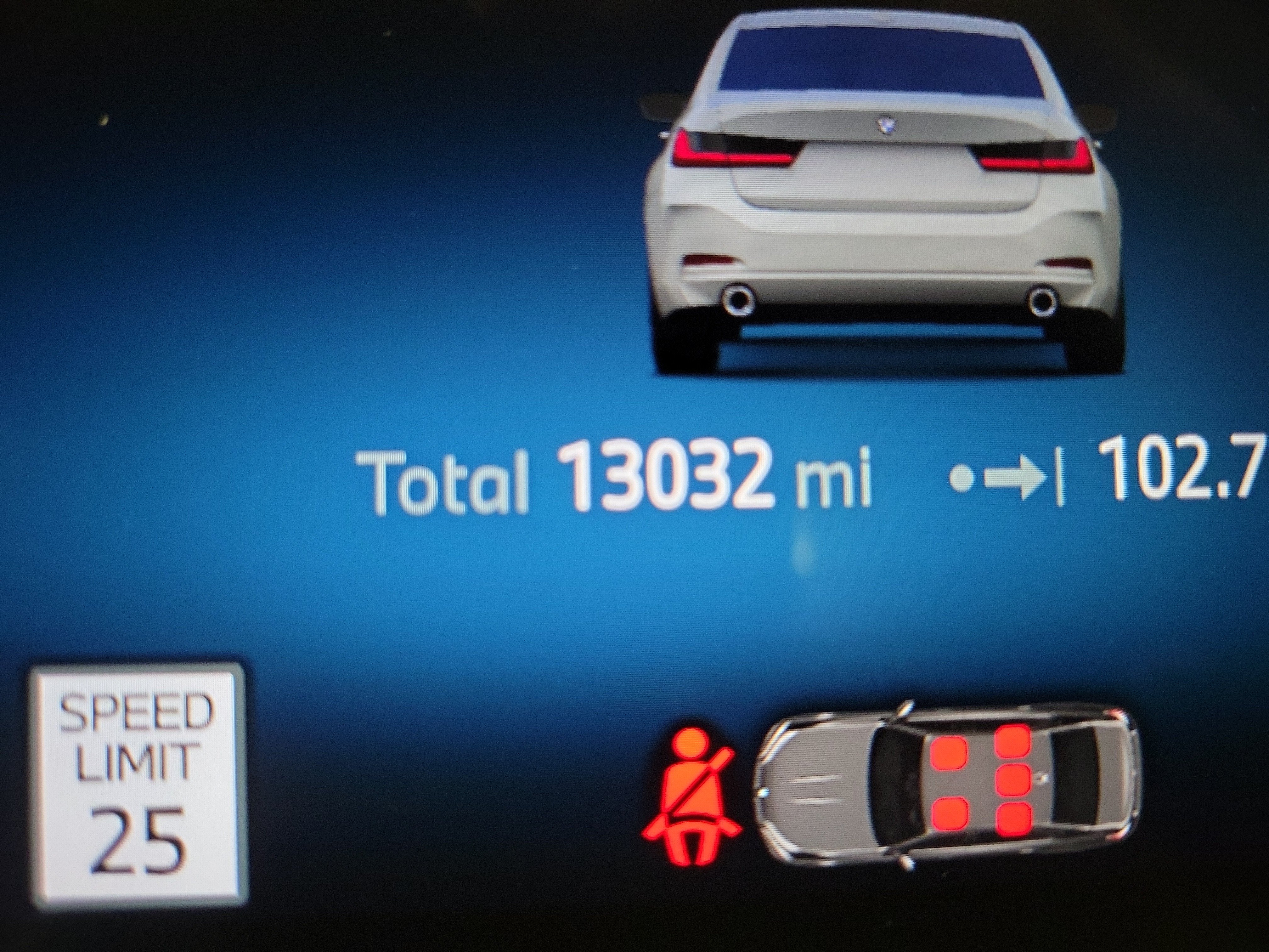 2026 BMW 3 Series 330i - Photo 22