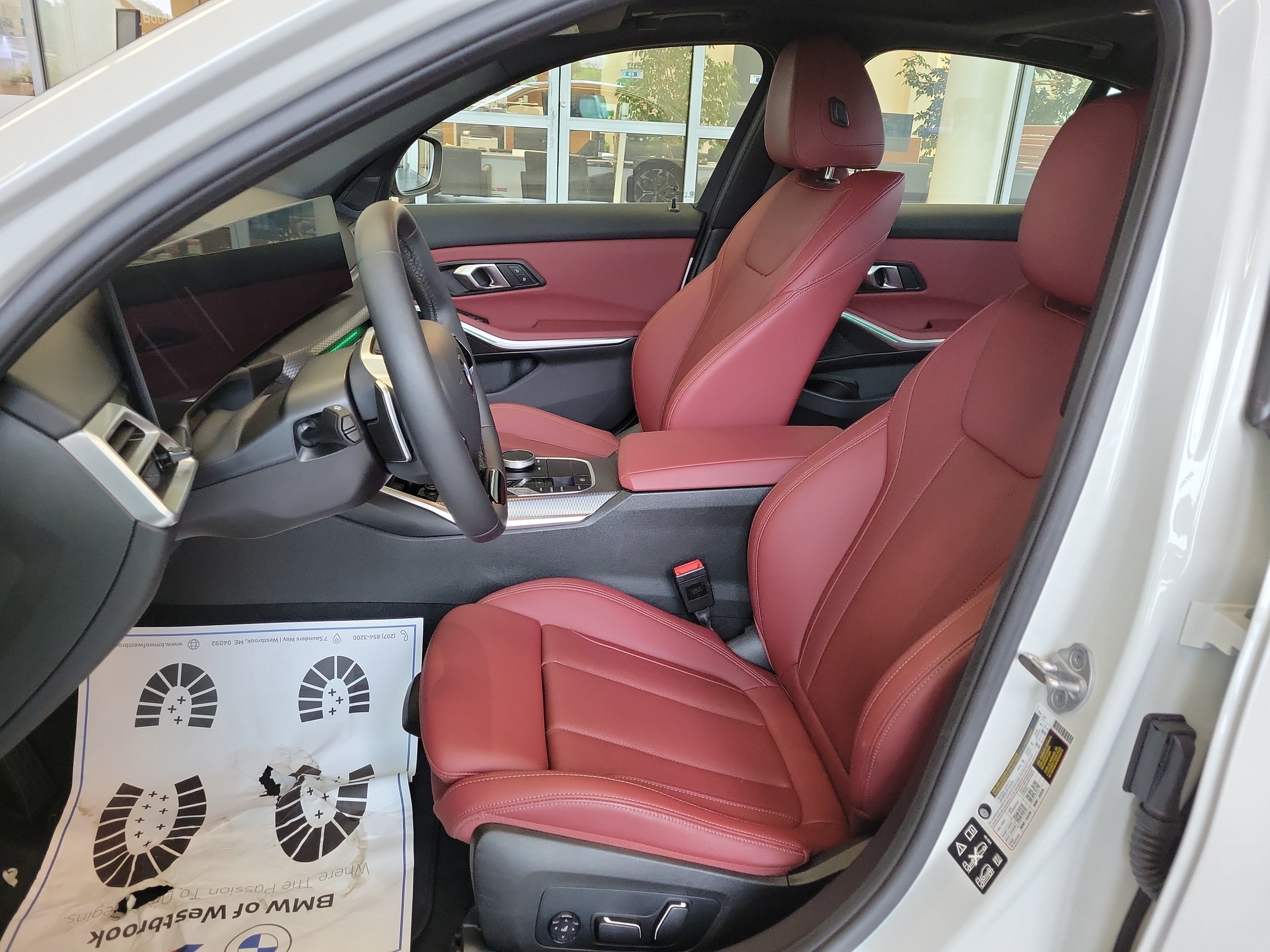 2026 BMW 3 Series 330i - Photo 4