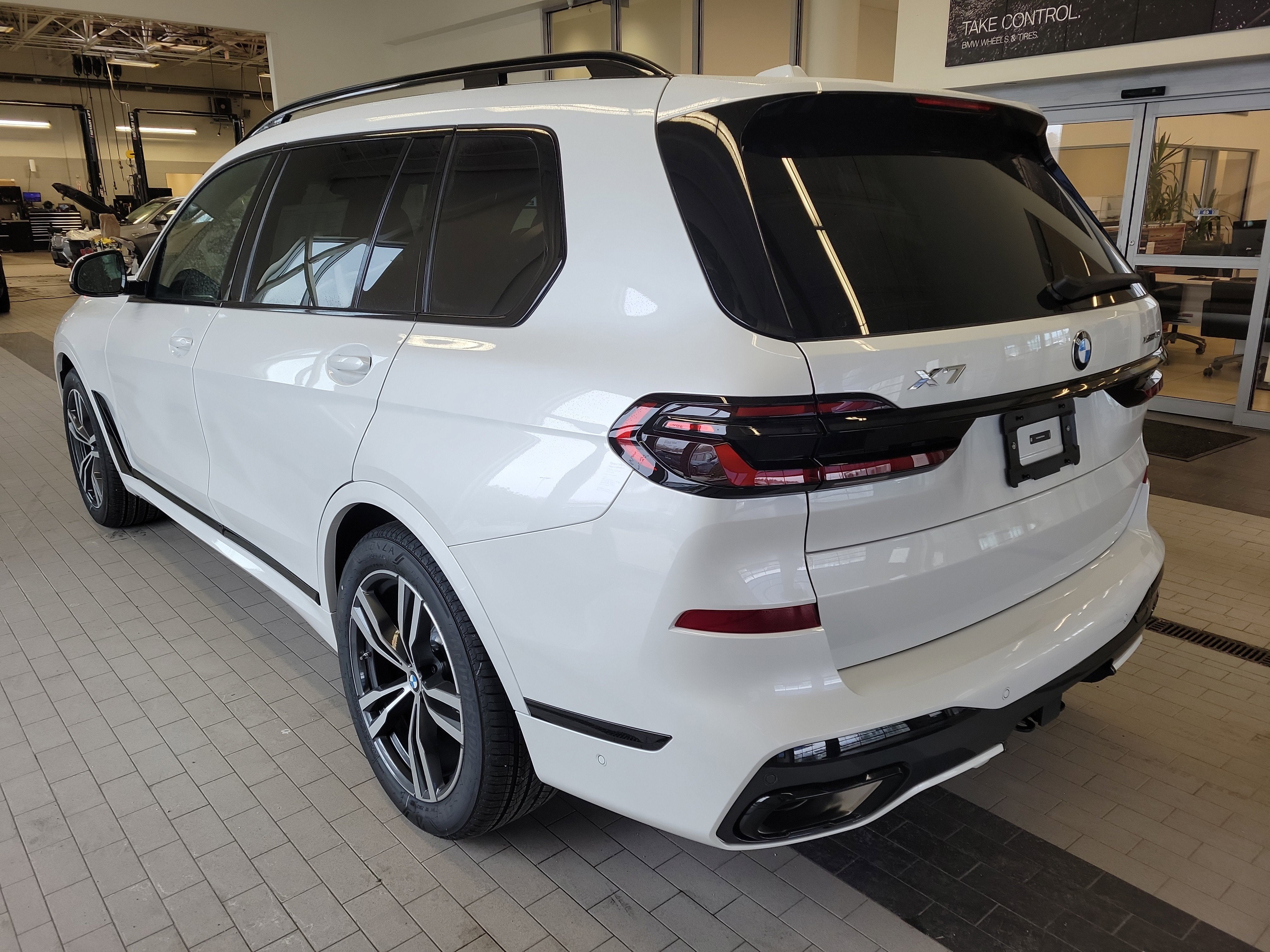 2026 BMW X7 xDrive40i