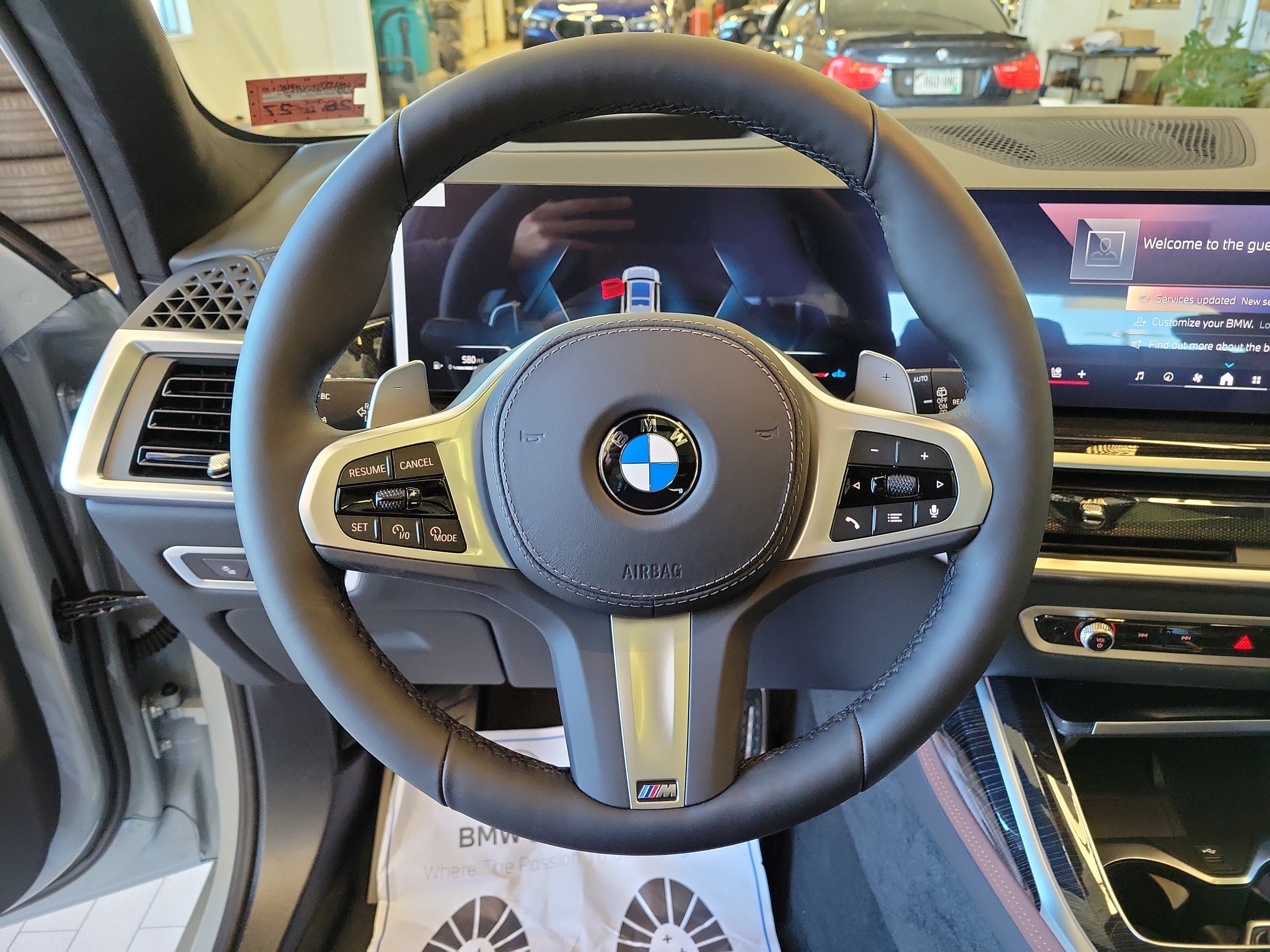 2027 BMW X7 xDrive40i