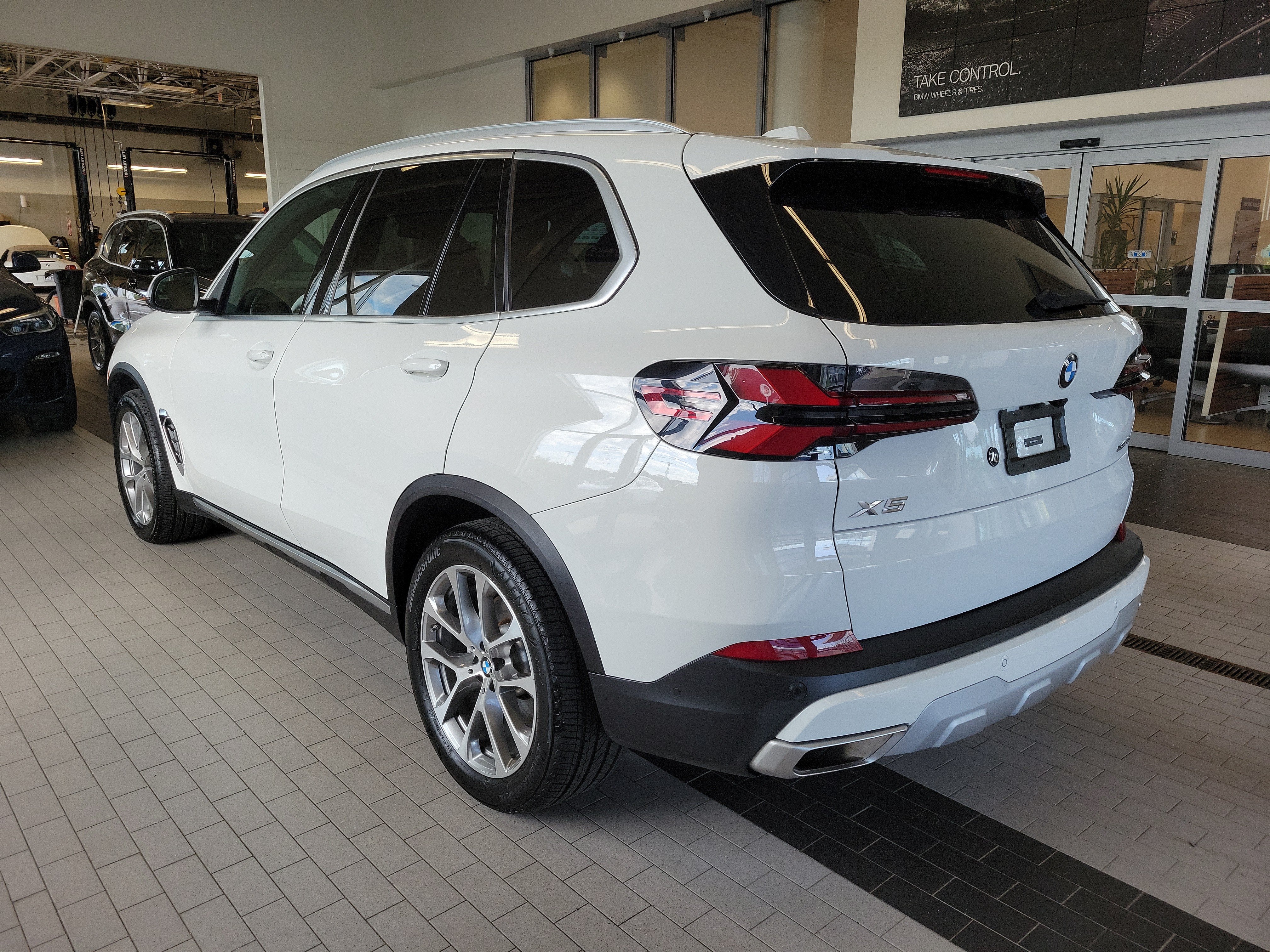 2024 BMW X5 xDrive40i