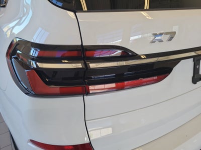 2026 BMW X7 M60i