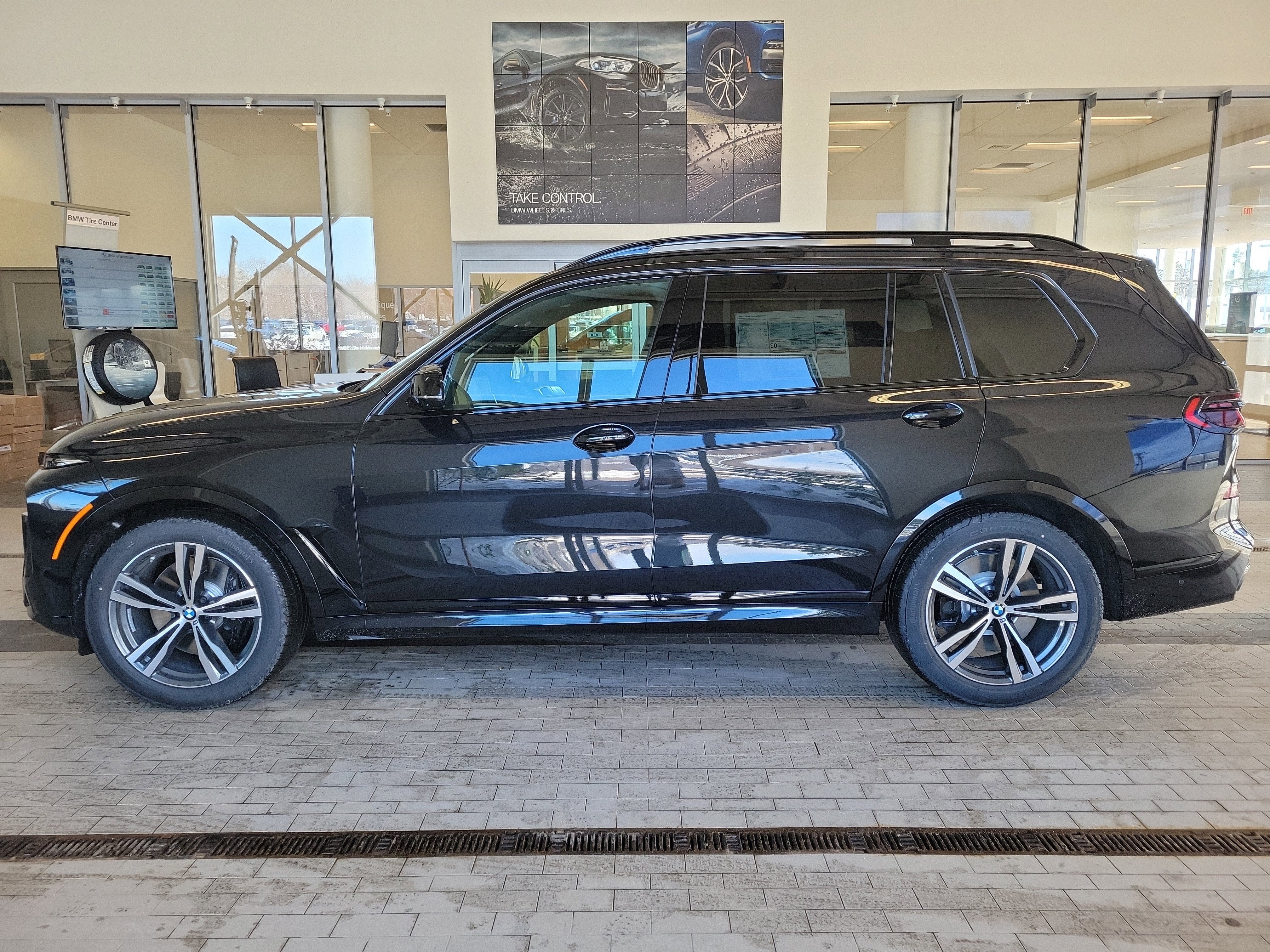 2026 BMW X7 M60i