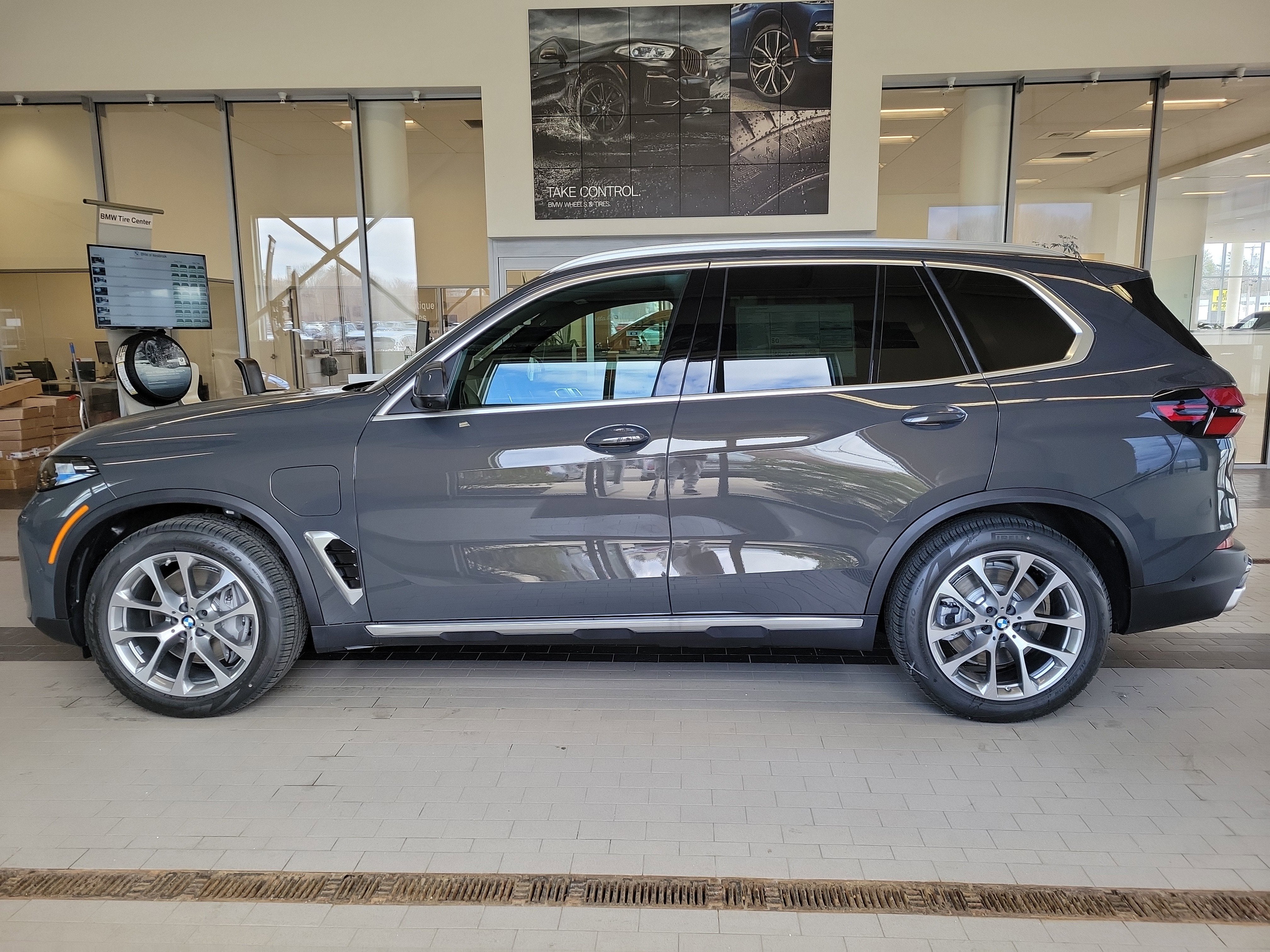 2026 BMW X5 xDrive50e