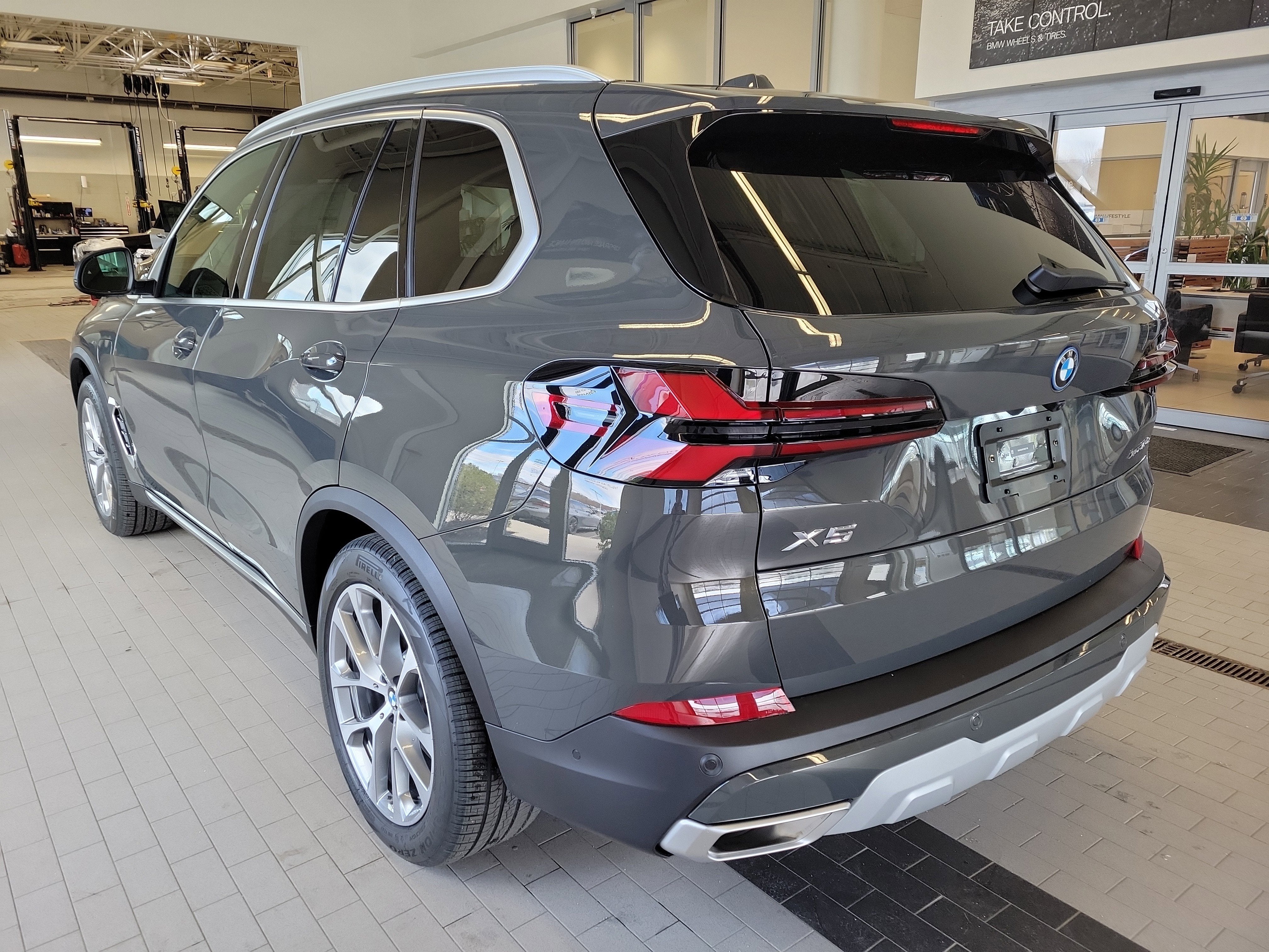 2026 BMW X5 xDrive50e