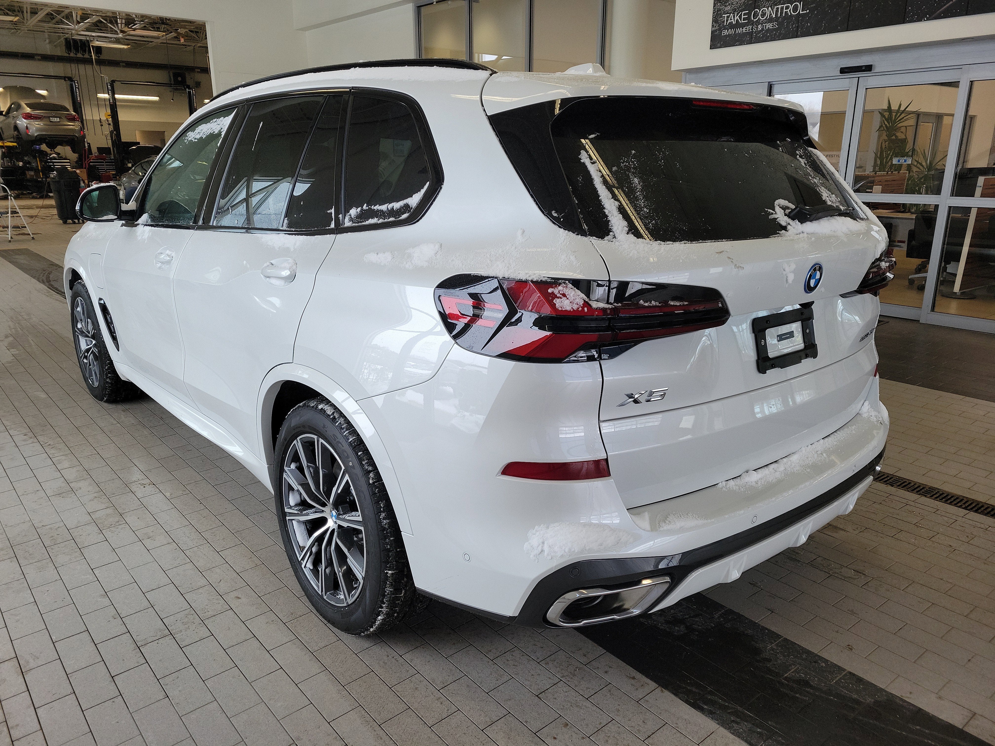 2026 BMW X5 xDrive50e