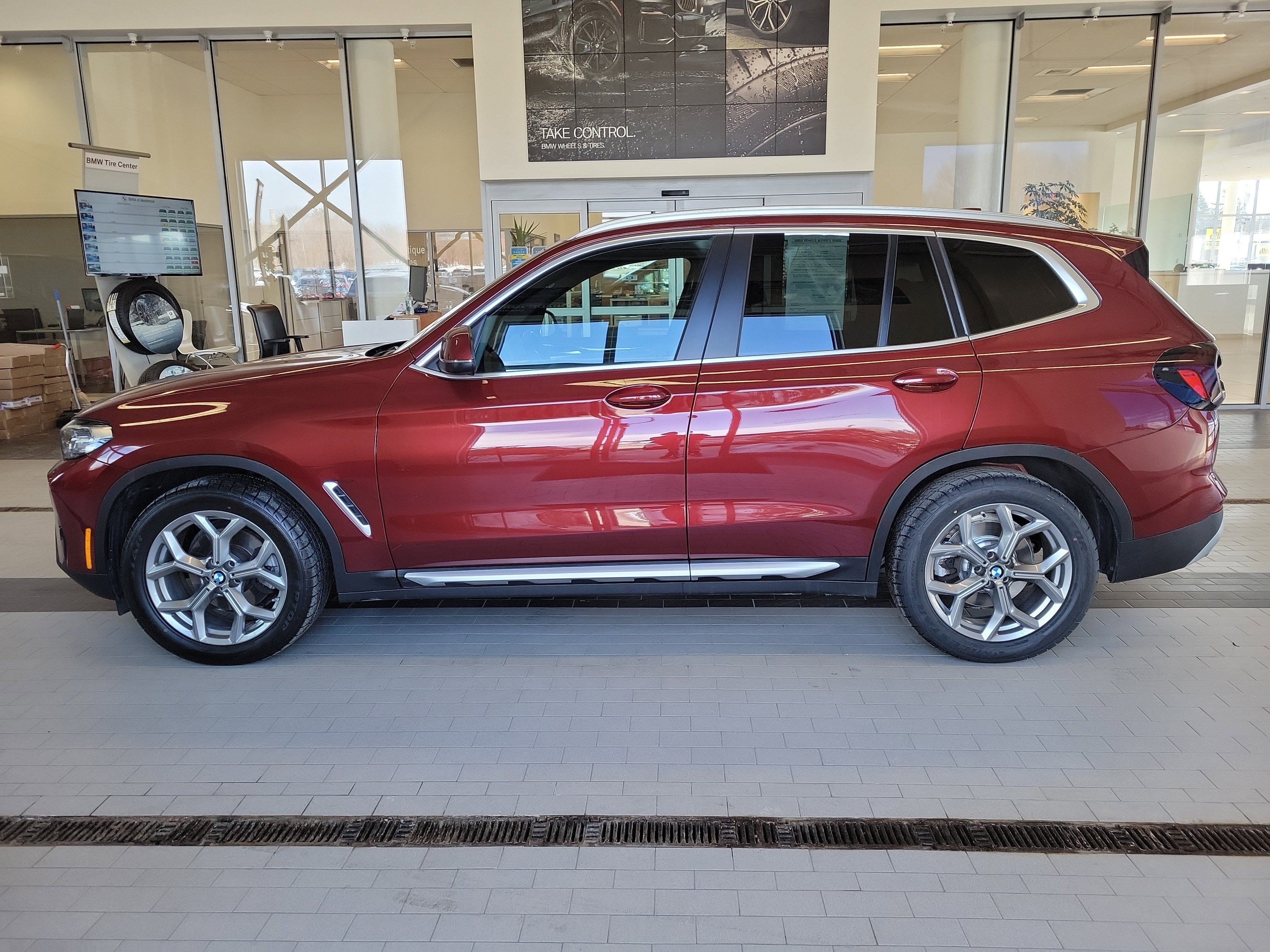 2023 BMW X3 xDrive30i
