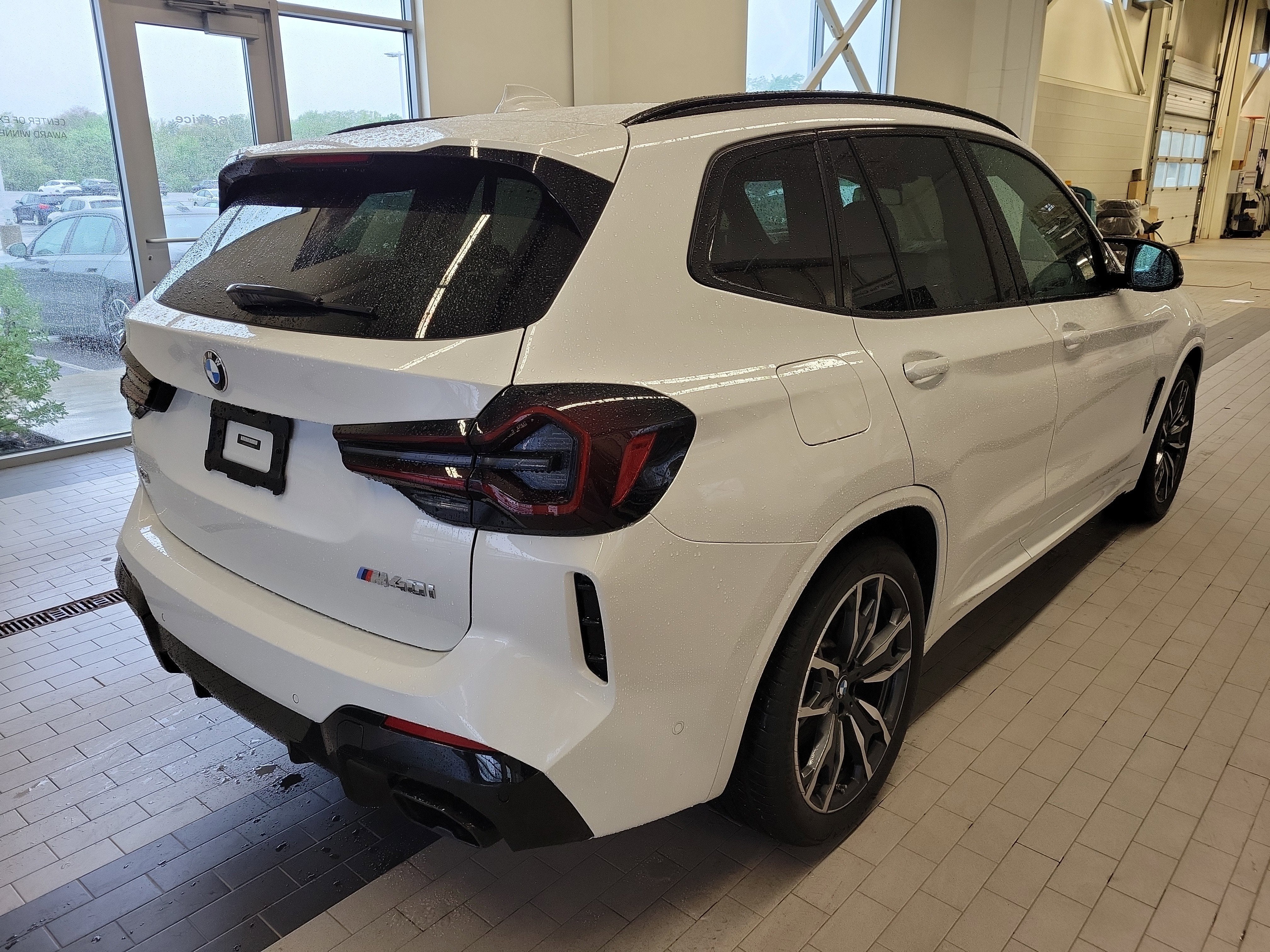 2023 BMW X3 M40i