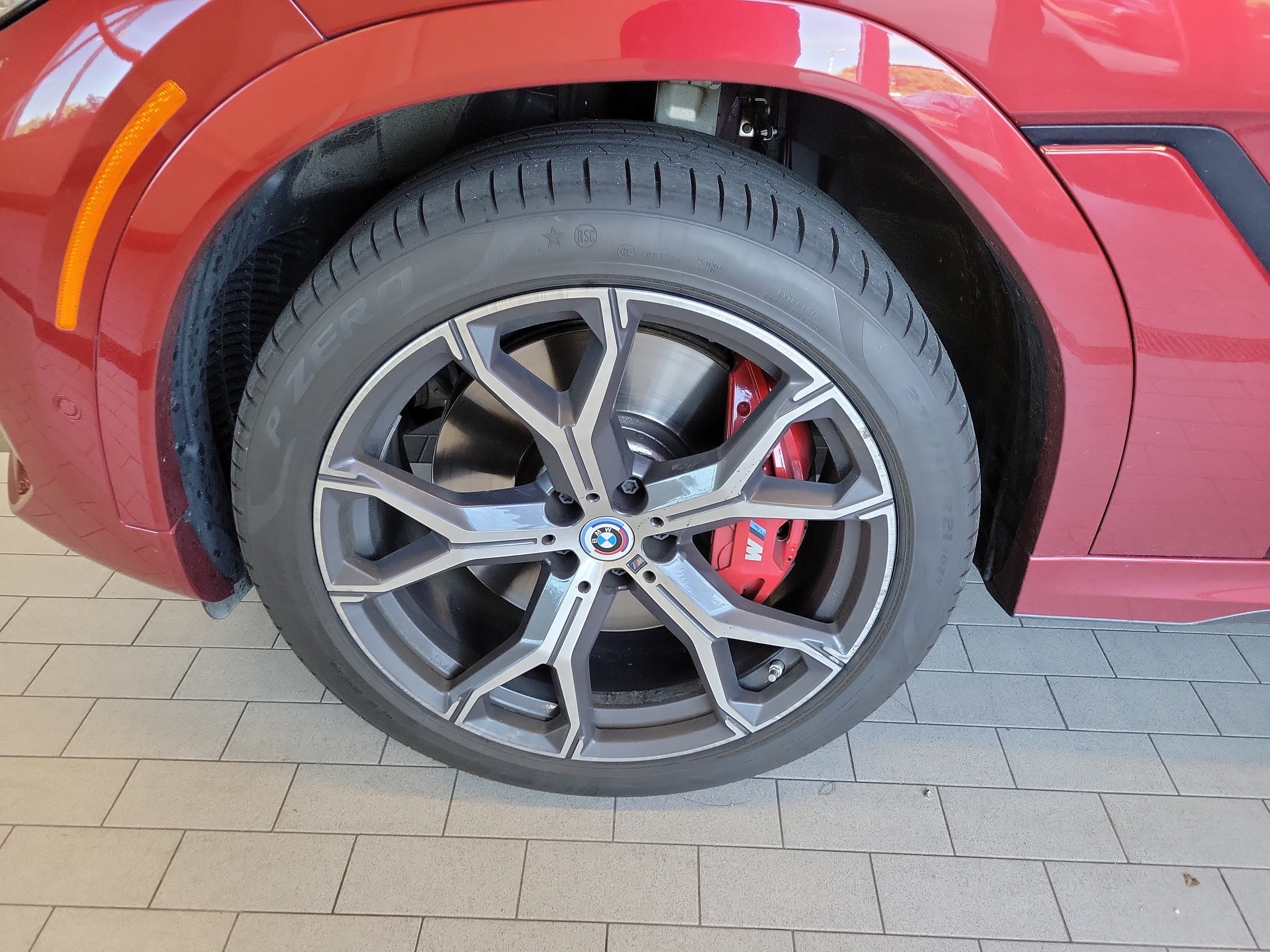 2023 BMW X6 M50i