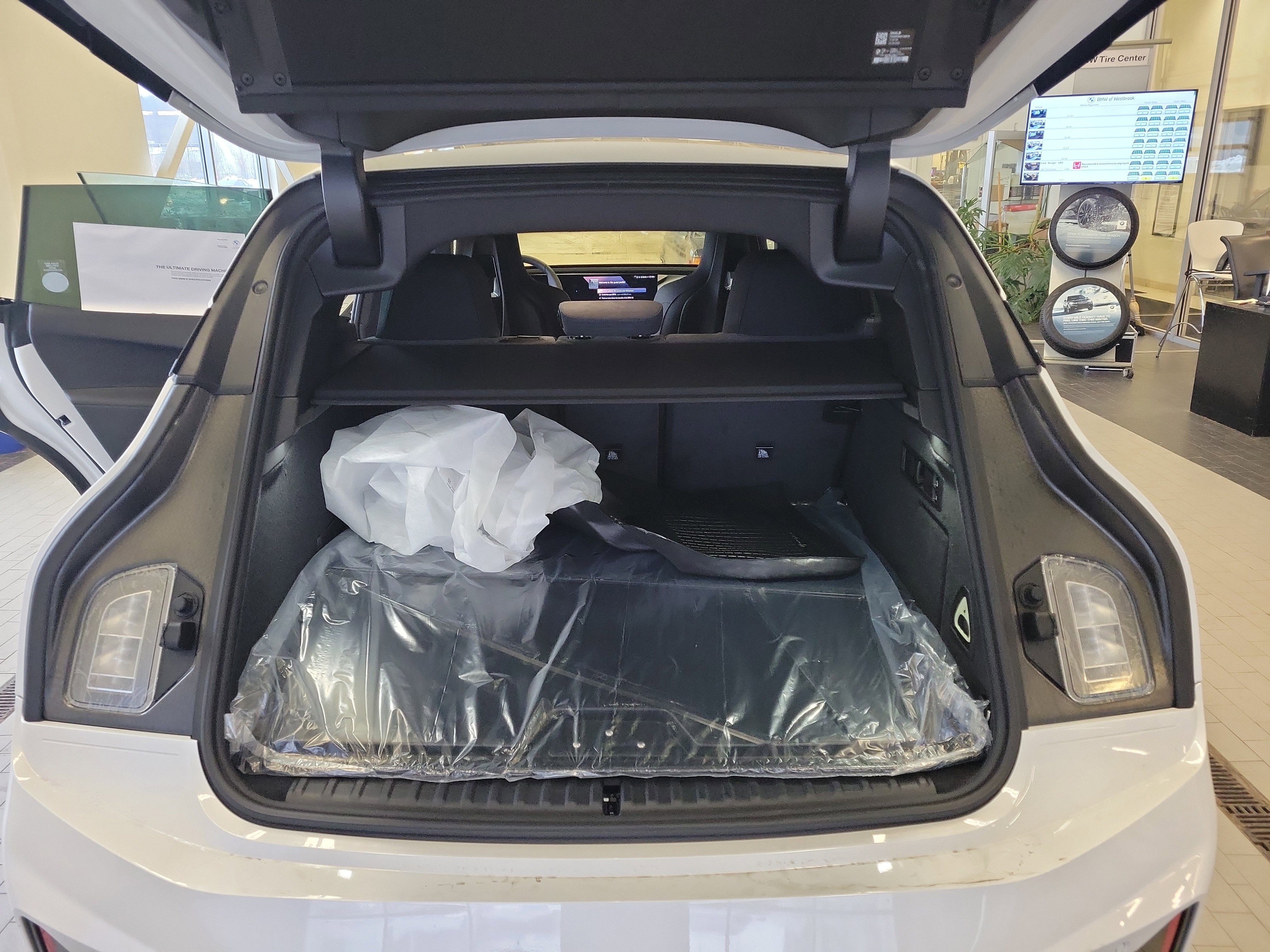 2026 BMW iX xDrive45