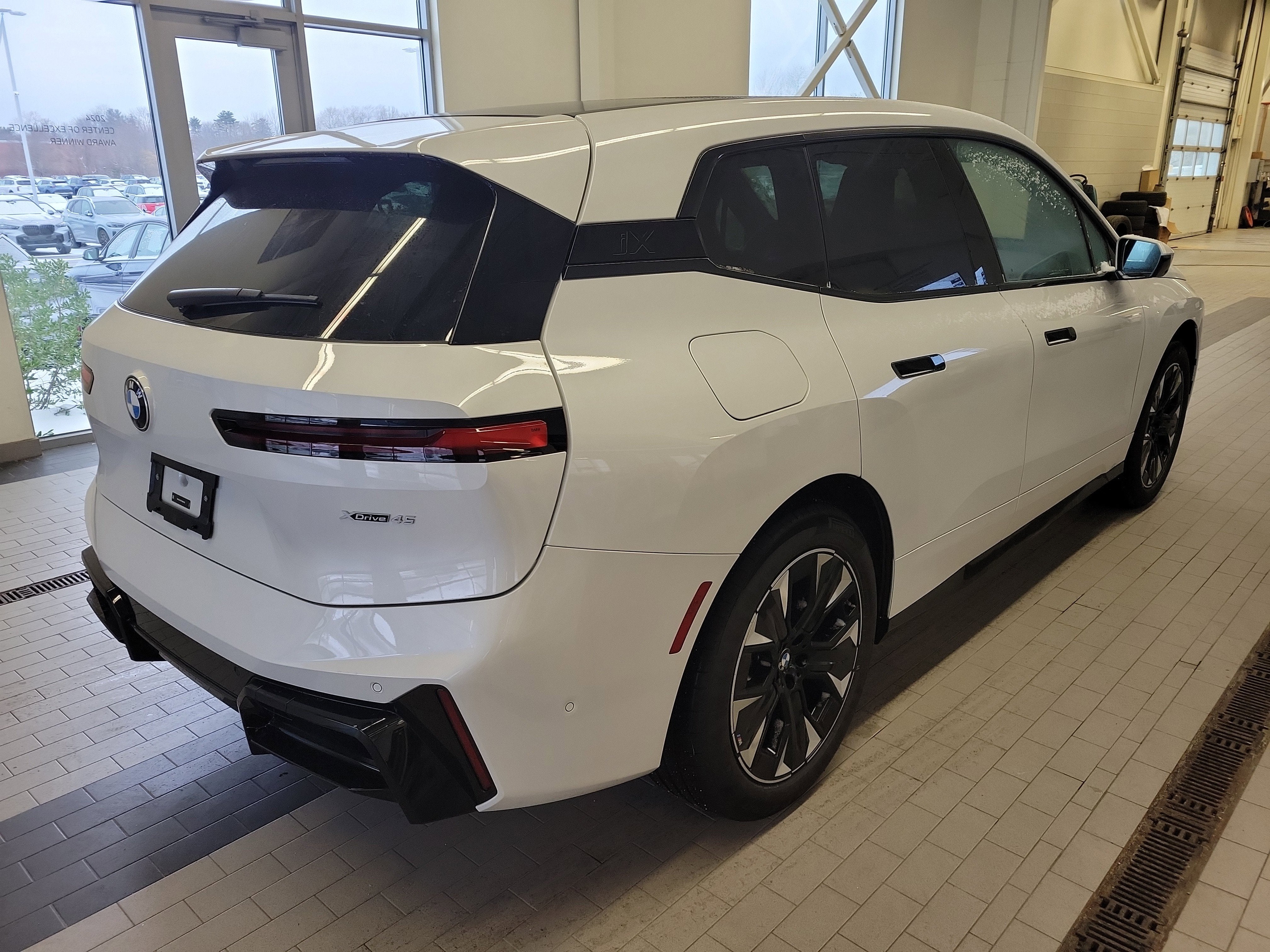2026 BMW iX xDrive45