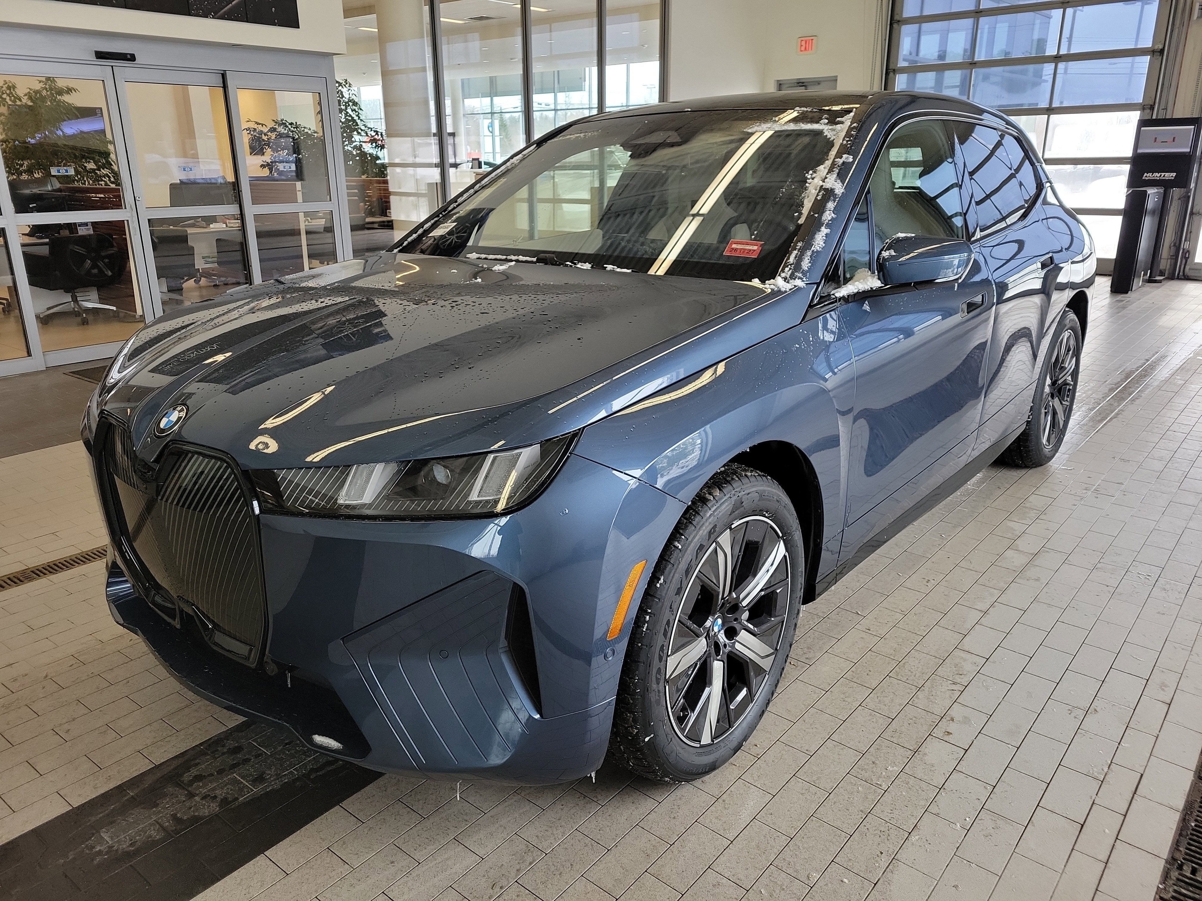 2026 BMW iX xDrive60