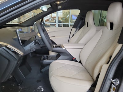 2026 BMW iX xDrive60