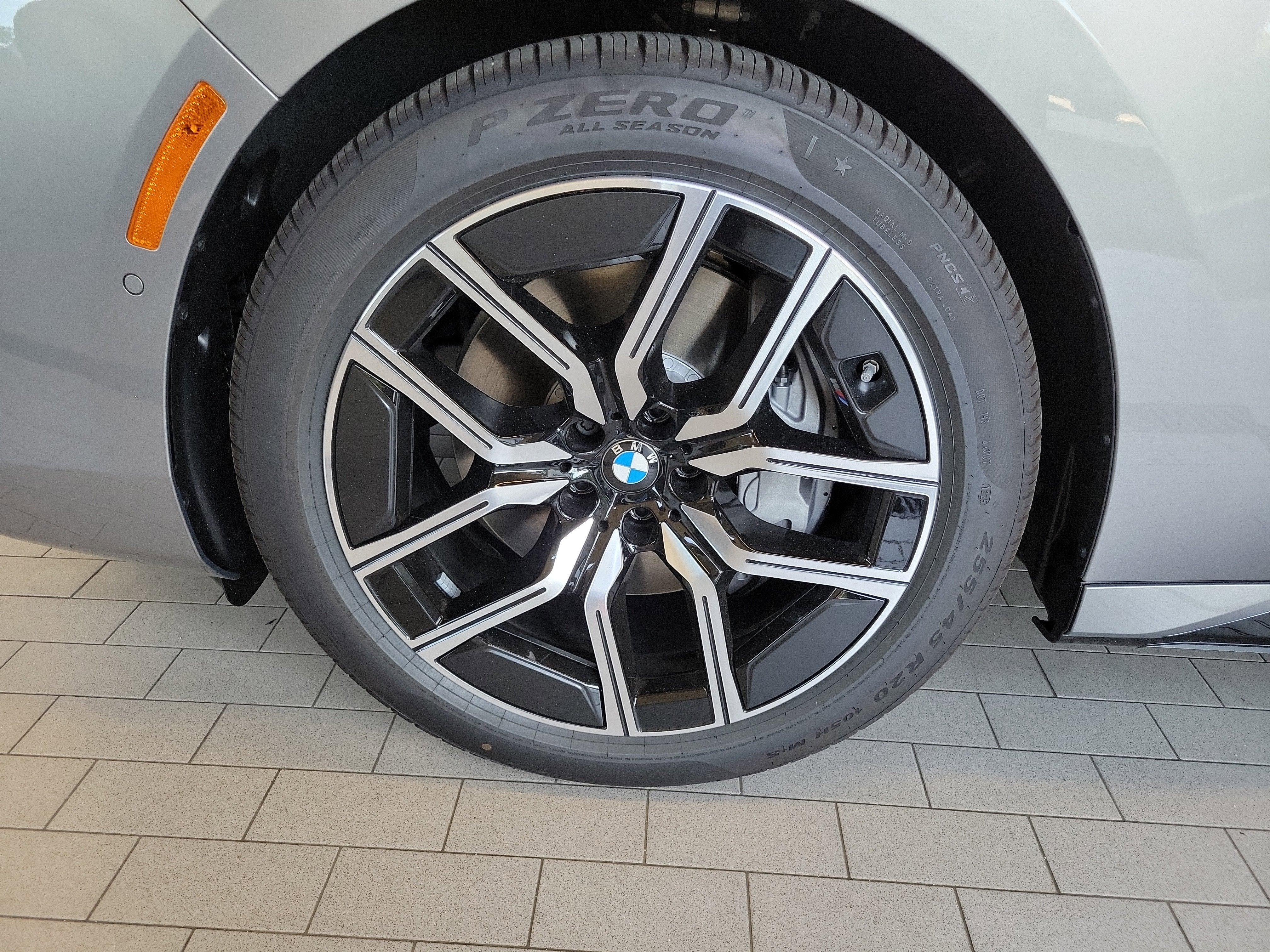 2025 BMW 7 Series 740i xDrive