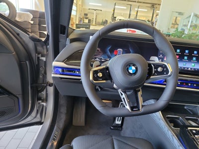 2025 BMW 7 Series 740i xDrive