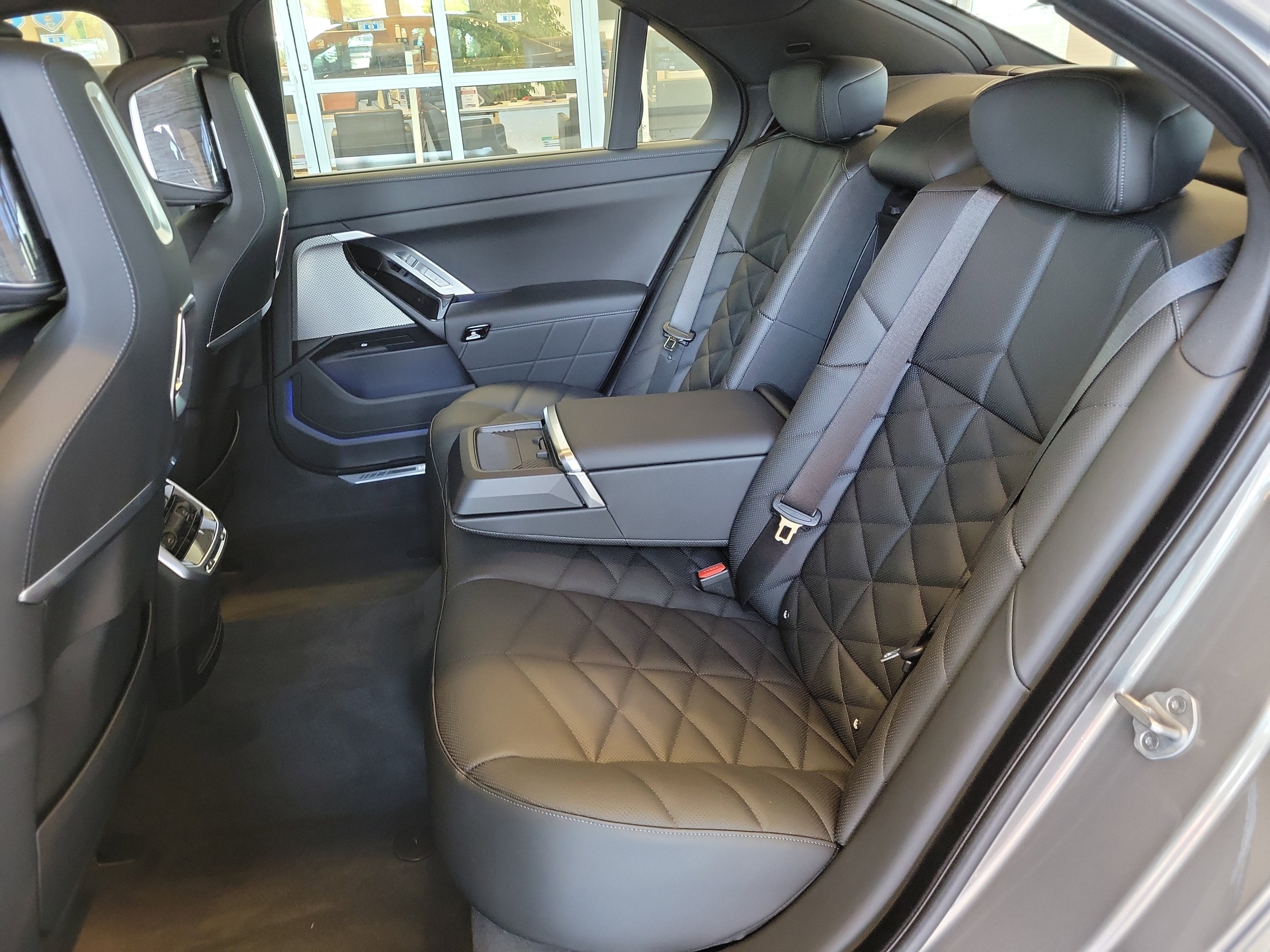 2025 BMW 7 Series 740i xDrive