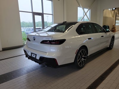 2025 BMW 7 Series 740i xDrive