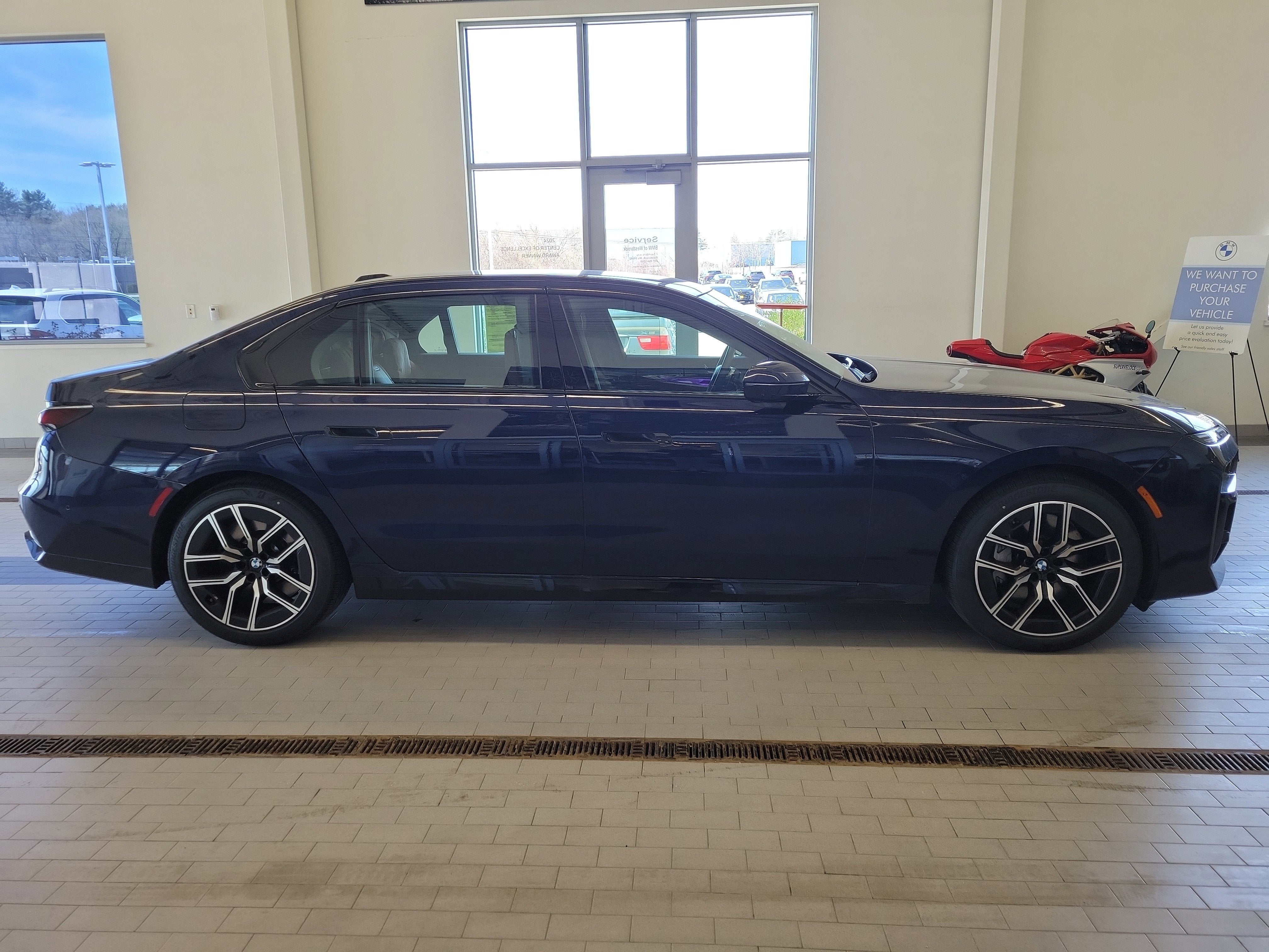 2023 BMW 7 Series 760i xDrive