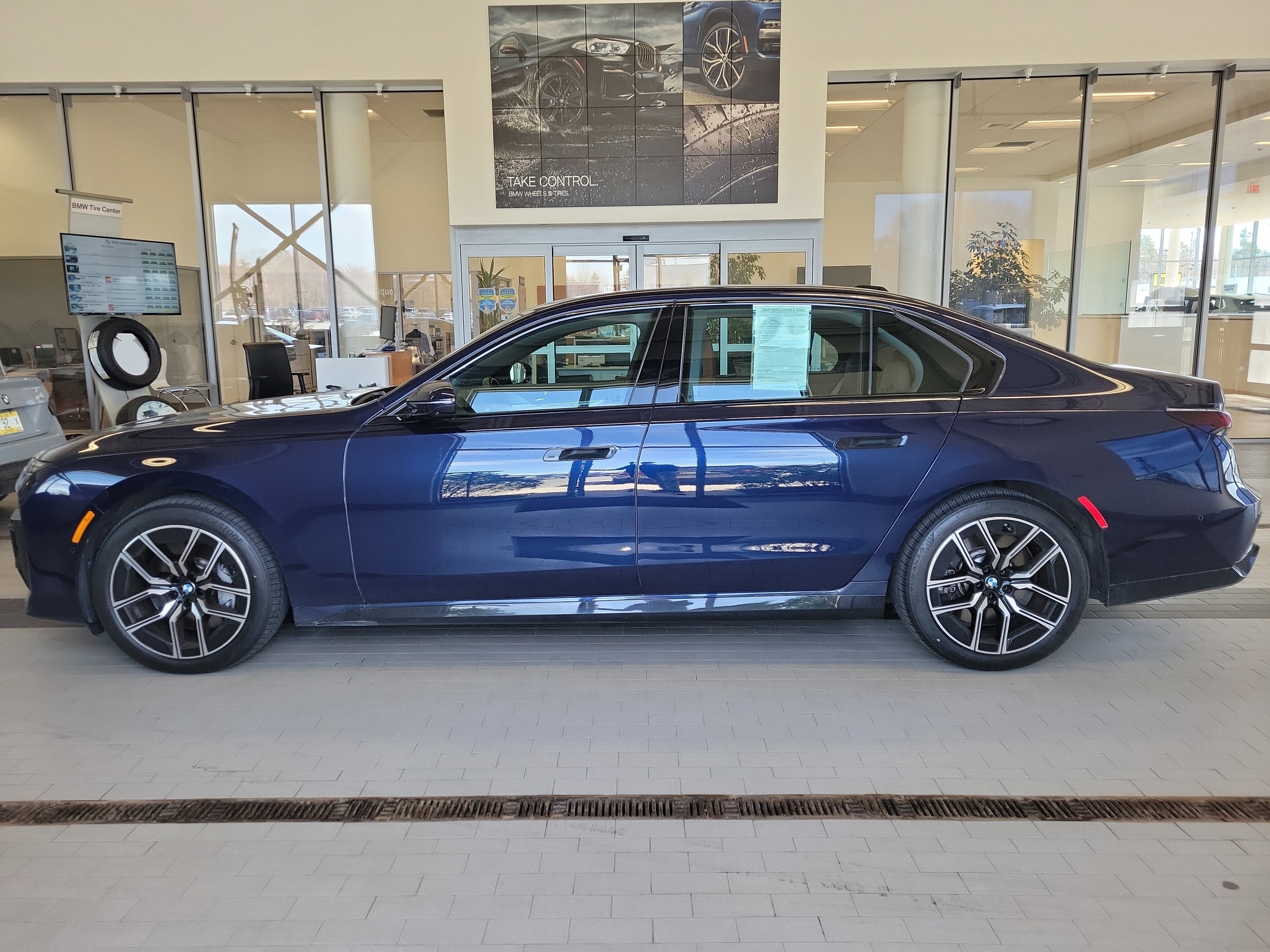 2023 BMW 7 Series 760i xDrive