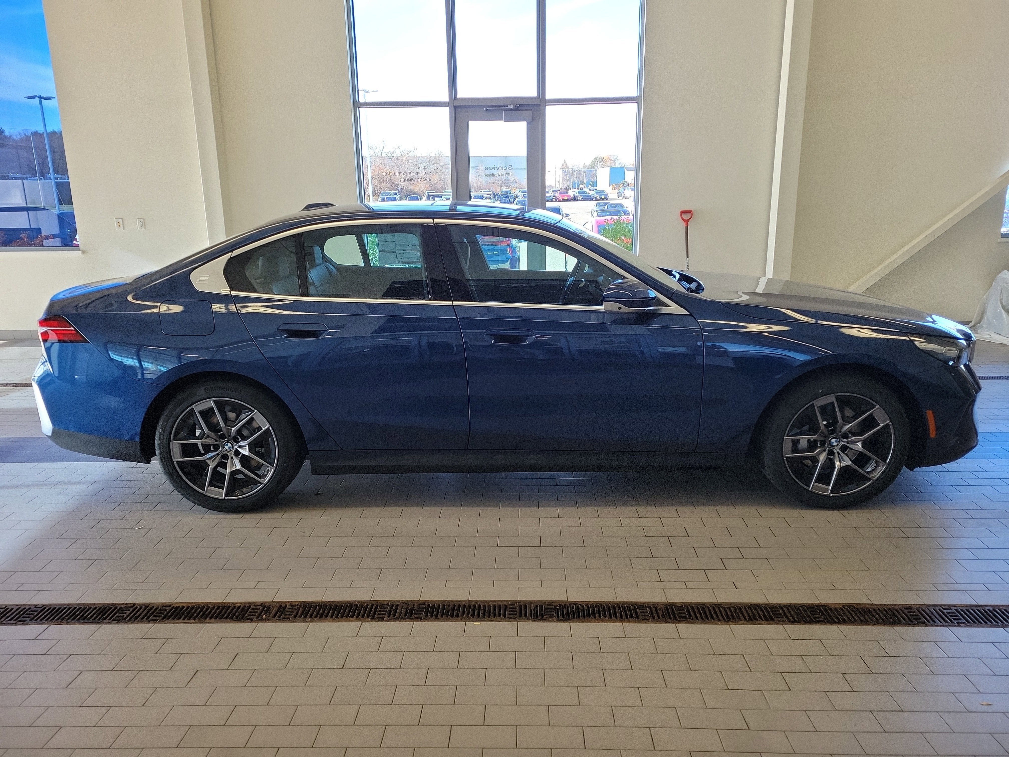 2026 BMW 5 Series 530i xDrive