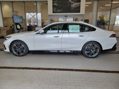 2027 BMW 5 Series 530i xDrive