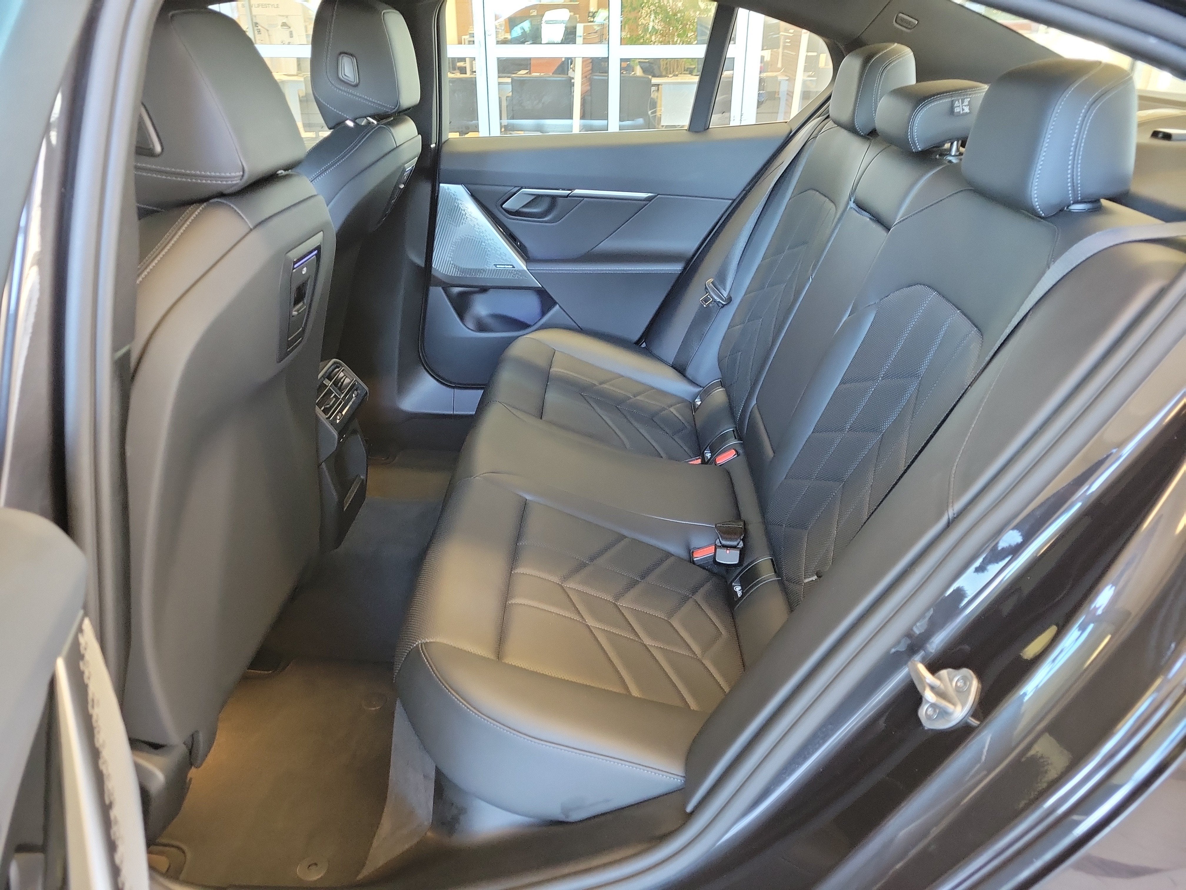 2026 BMW 5 Series 530i xDrive