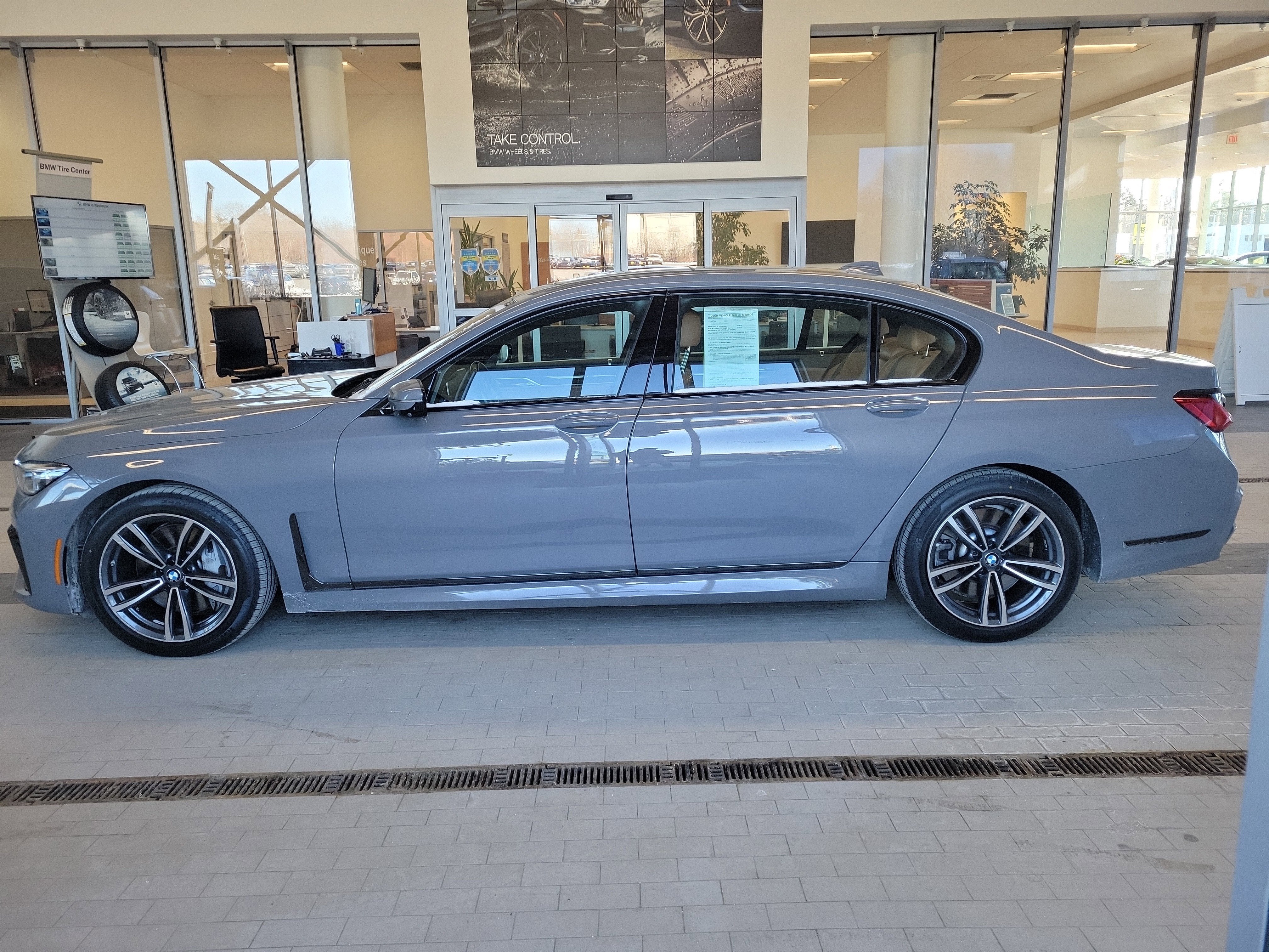 2022 BMW 7 Series 750i xDrive