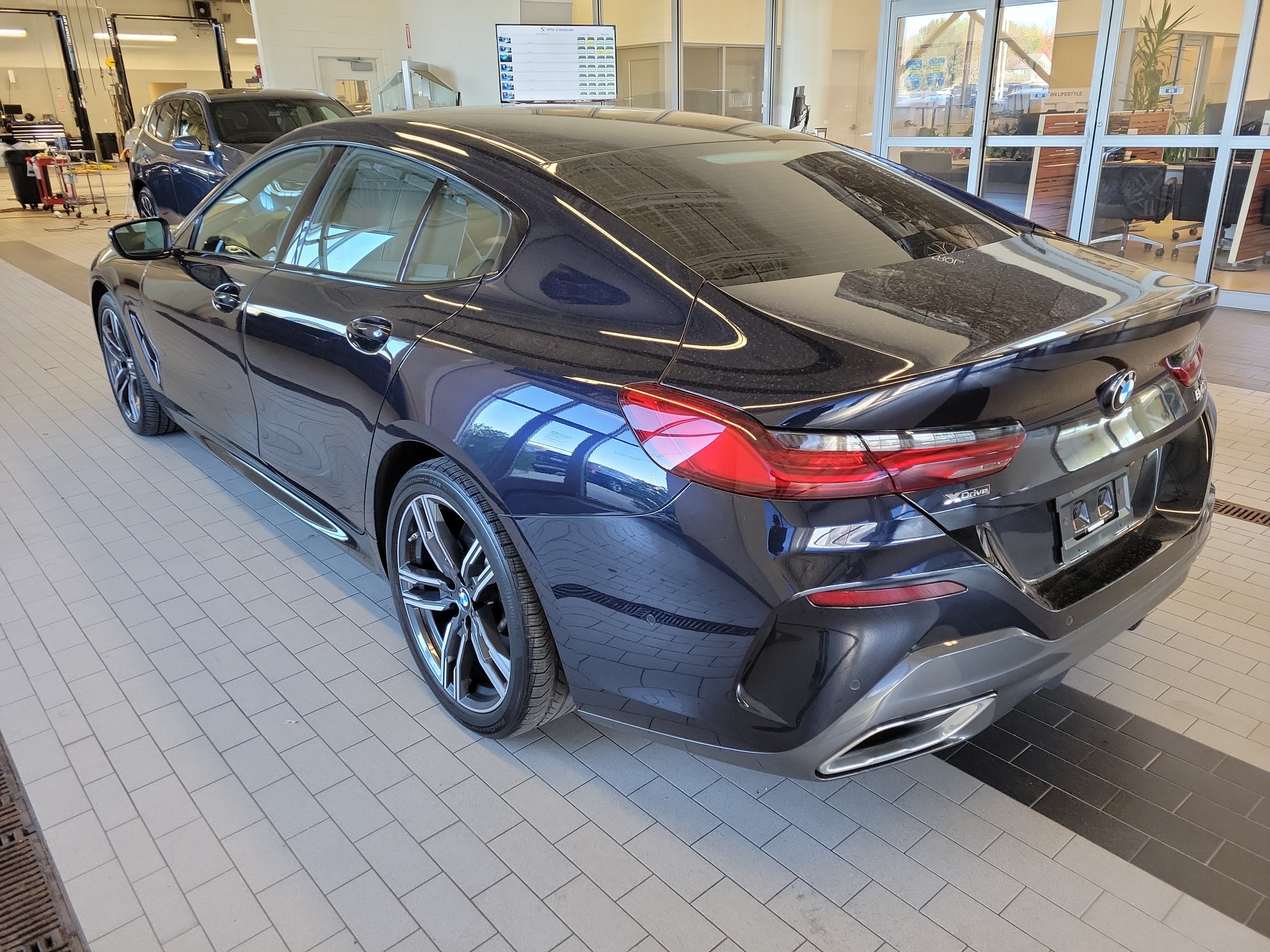 2023 BMW 8 Series 840i