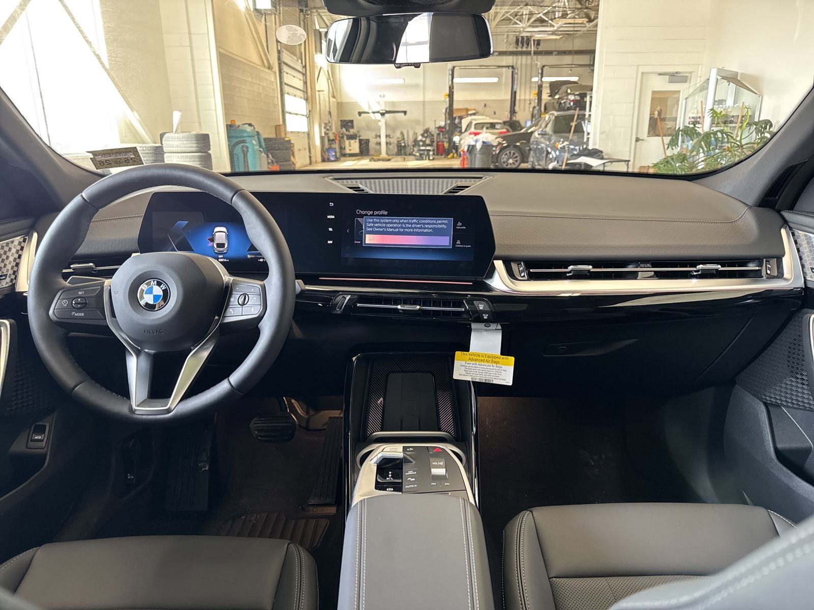 2025 BMW X2 xDrive28i