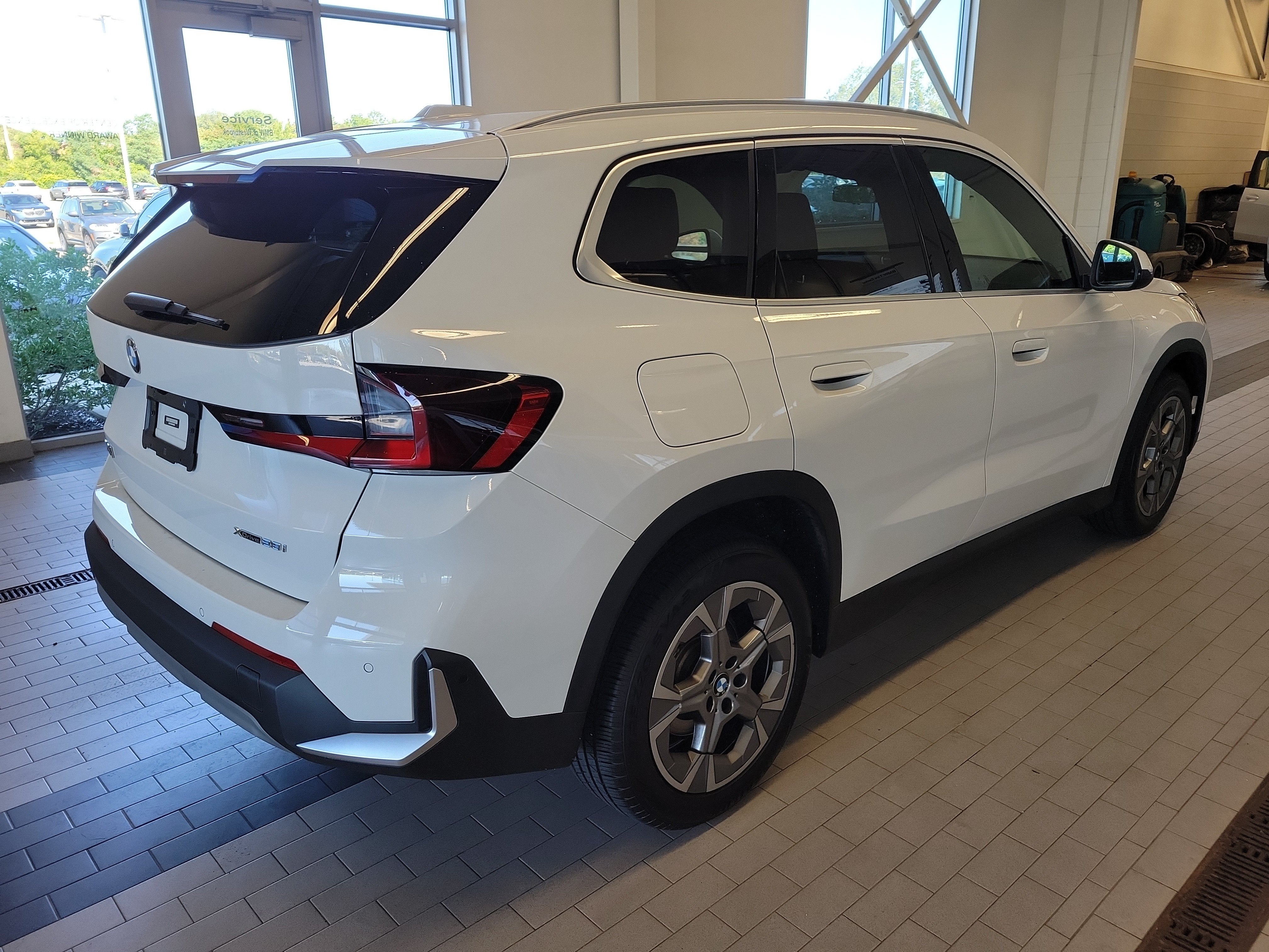 2023 BMW X1 xDrive28i