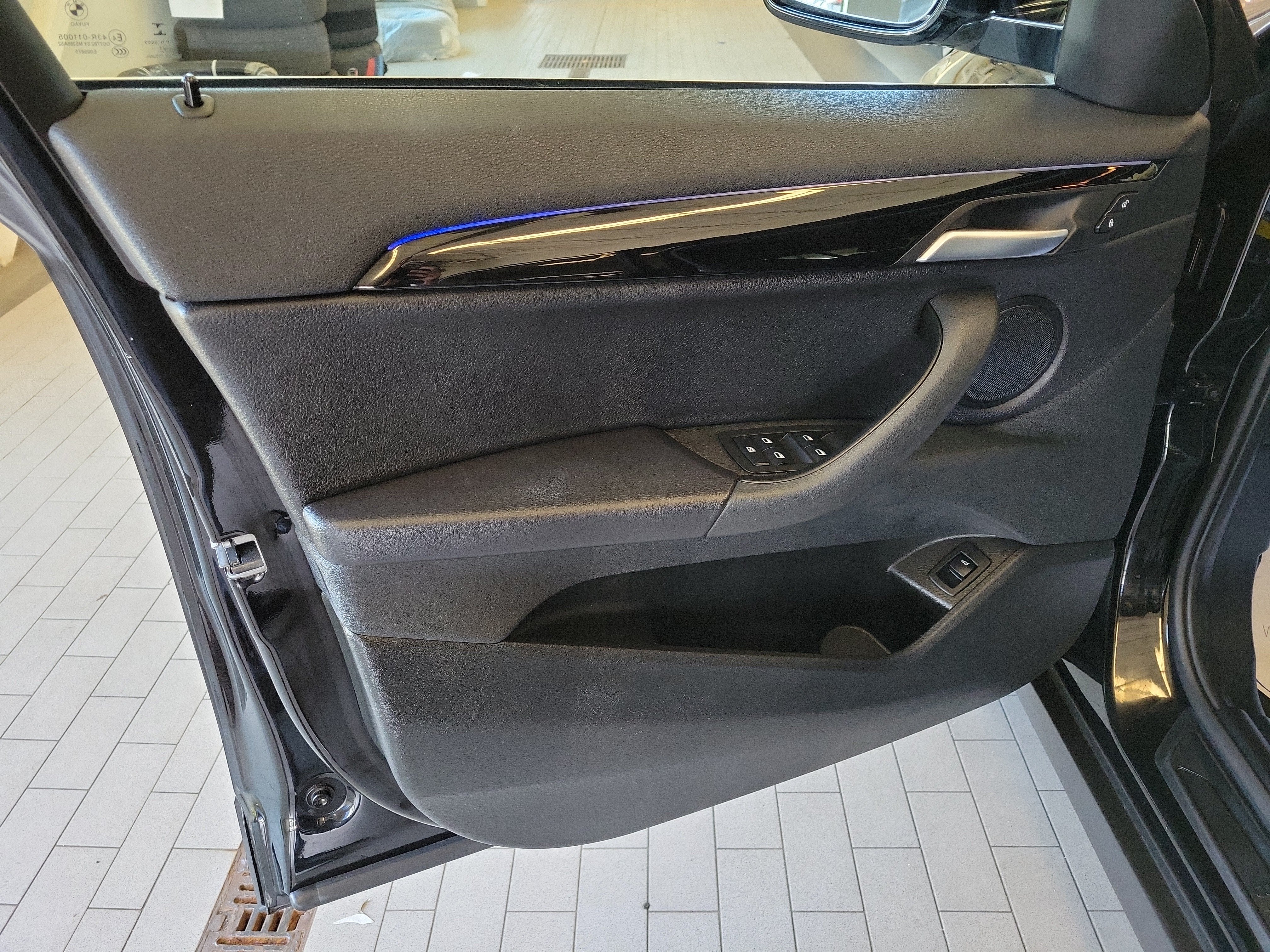 2023 BMW X2 xDrive28i