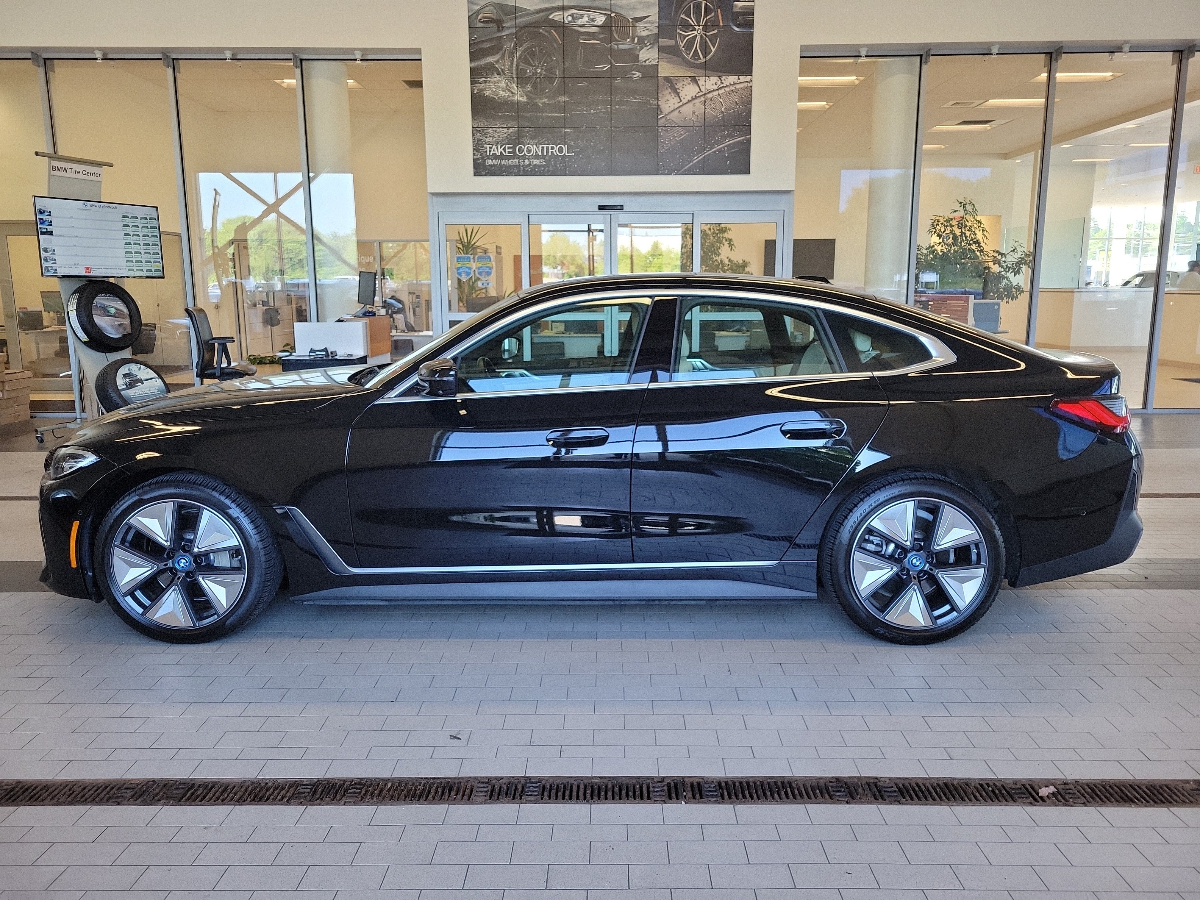 2023 BMW i4 eDrive40
